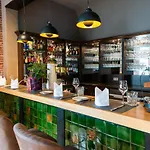 & Restaurant Alte Schule Hotel Siek