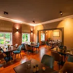& Restaurant Alte Schule Hotel 4*