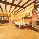 阿尔特舒尔酒店&餐厅 酒店