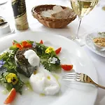 & Restaurant Alte Schule ホテル Siek