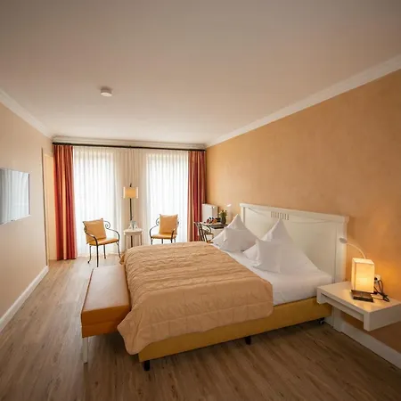 & Restaurant Alte Schule Hotel Siek