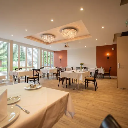 & Restaurant Alte Schule Siek