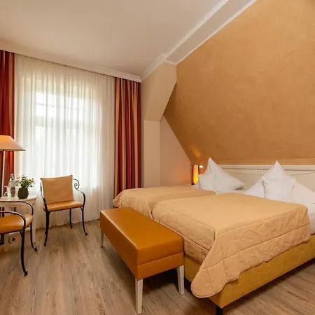 & Restaurant Alte Schule Hotel Siek