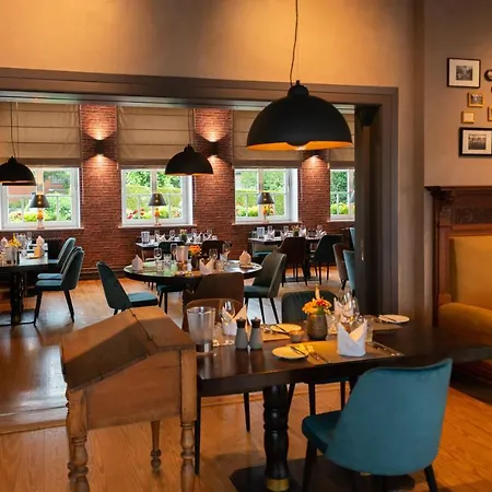 & Restaurant Alte Schule Hotel
