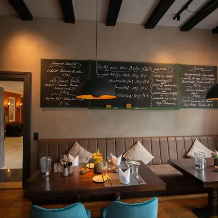 & Restaurant Alte Schule 4* Siek