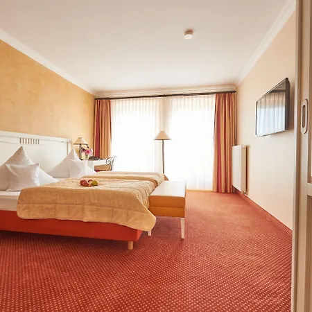 & Restaurant Alte Schule Hotell