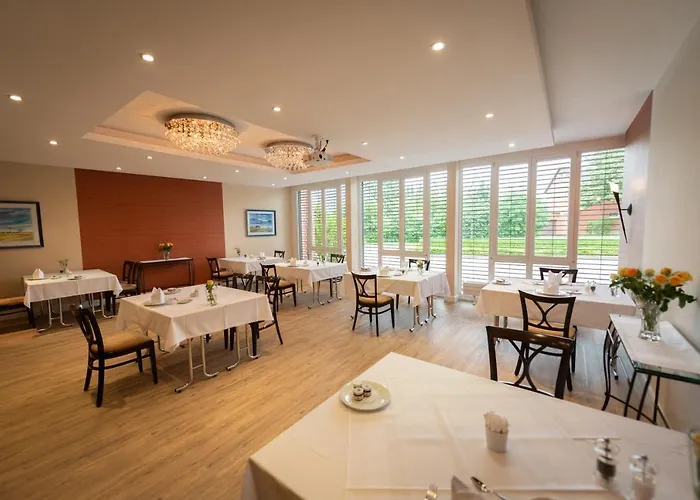 فندق & Restaurant Alte Schule 4*