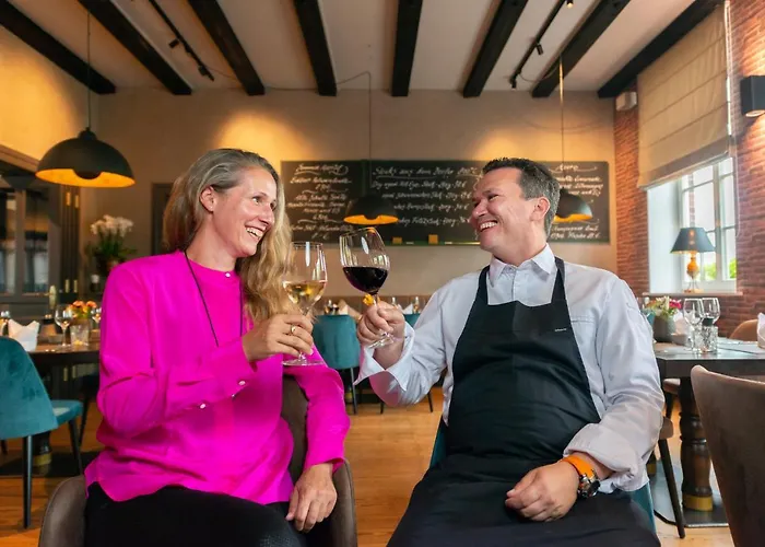 & Restaurant Alte Schule 4* Siek