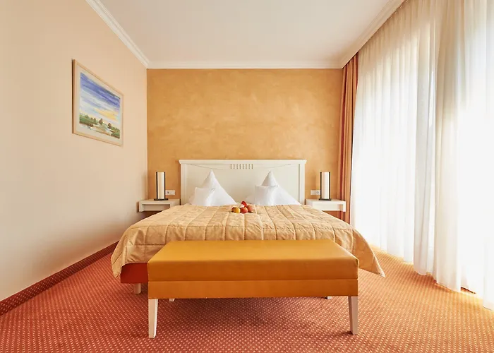 فندق & Restaurant Alte Schule 4*